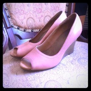 Retro-Style A2 By Aerosoles Brand Tan, Wedges